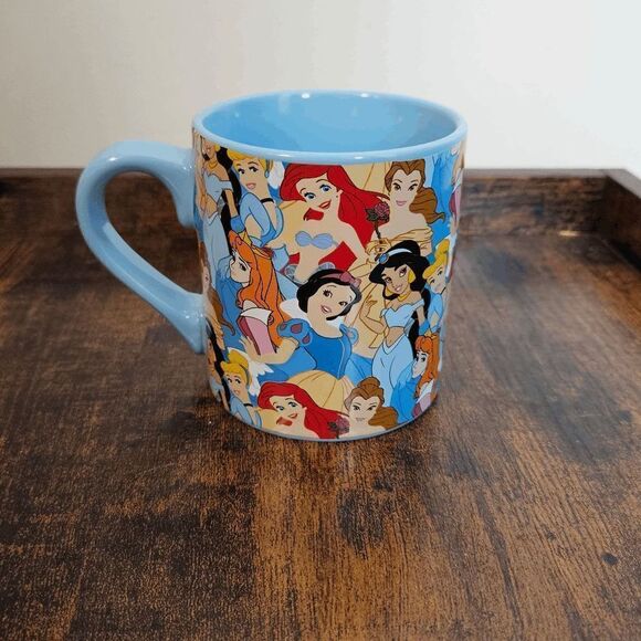 Disney by Silver Buffalo Princesses Collage Ceramic Mug Multicolor Size 14oz - Picture 1 of 5